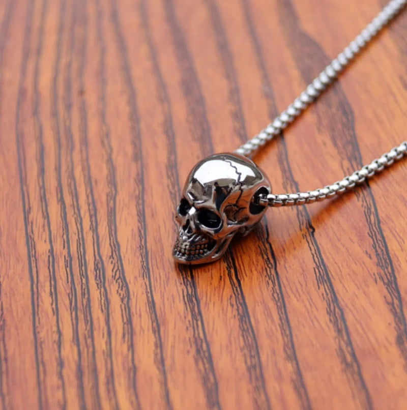Retro Punk Skull Pendant Necklace for Boys Fashion Personalized Punk Jewelry Gift